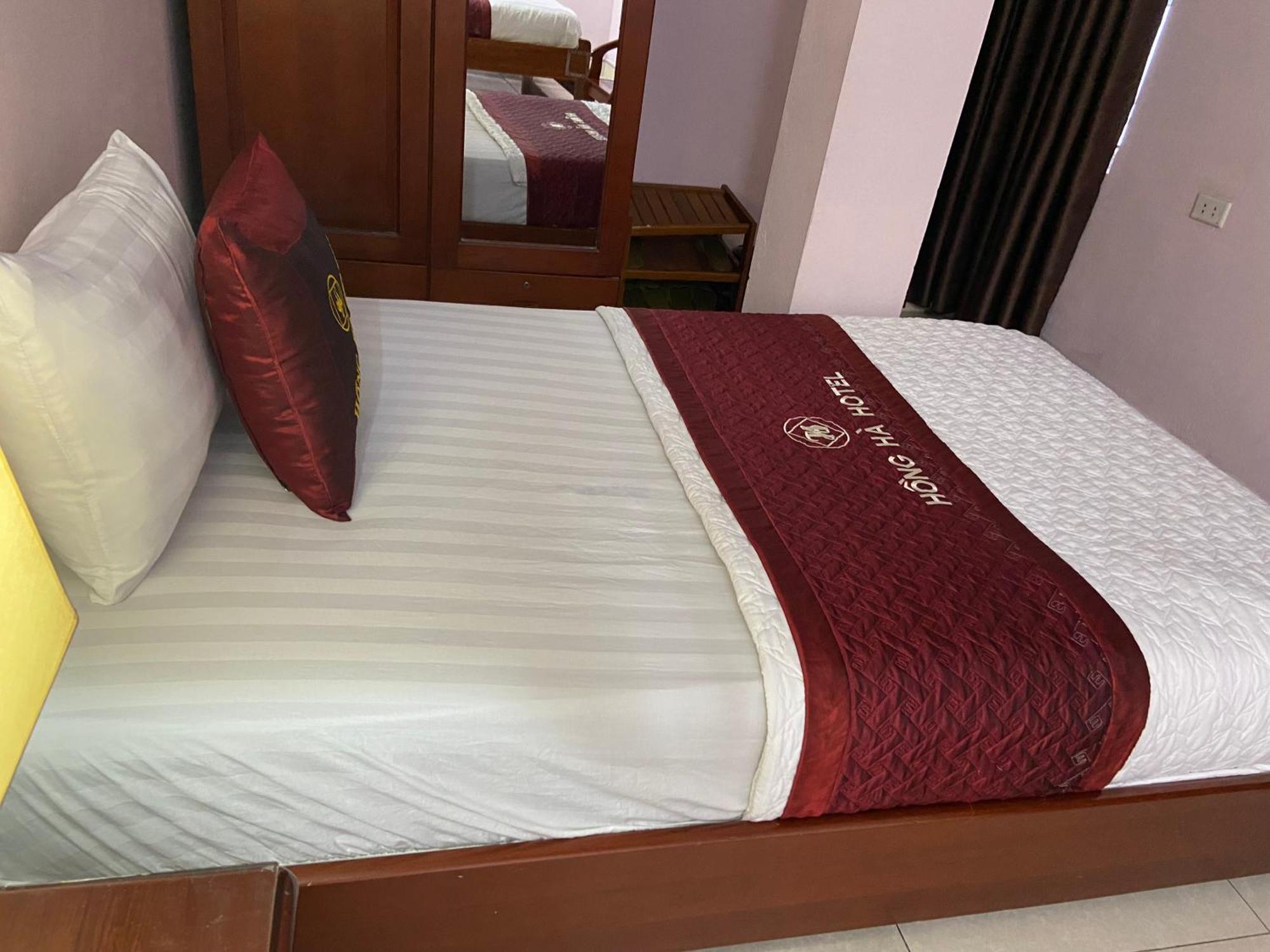 Hong Ha Airport Hotel Thach Loi Kültér fotó