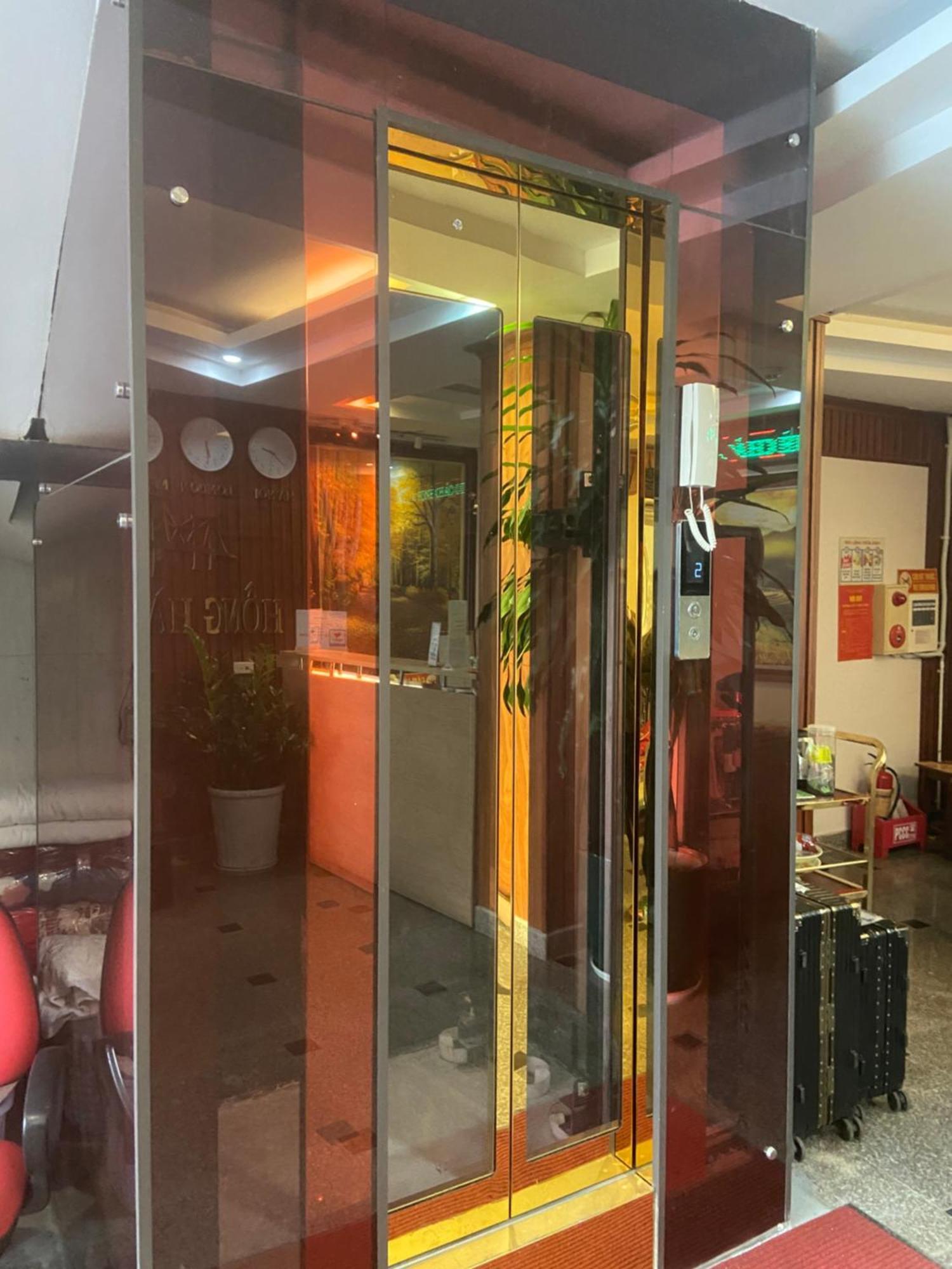 Hong Ha Airport Hotel Thach Loi Kültér fotó